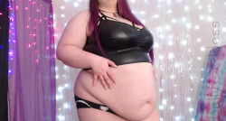 thebellygoddess: Your favorite fat goth gf   Clip Title : Pre