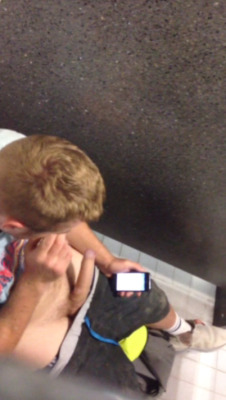 Horny blond guy caught jerking in a public toilet |VIDEO HERE
