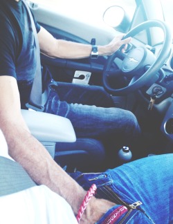 daddymasterdom:  Even when driving Daddy likes to check you for