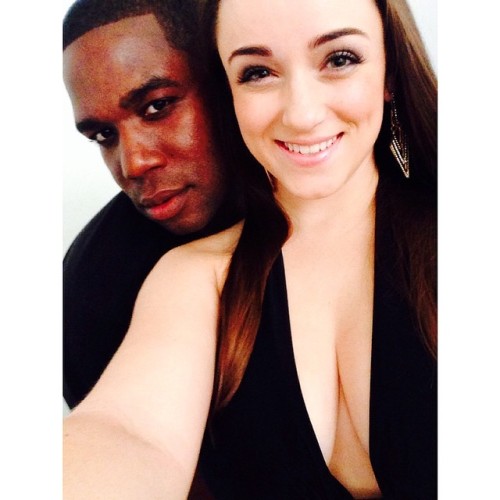 Selfie with my boo thang behind the scenes doing his makeup thang @muawarrick ðŸ’„ #thewmua (at 1300 Studios)