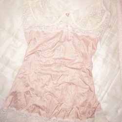 neptunefairies:  i don’t own that much vintage lingerie but
