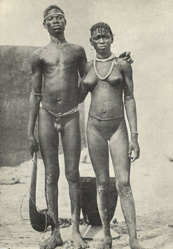 Burkina Faso, Native Bobo Couple, Necklace Jewelry (1950s). Via Paul