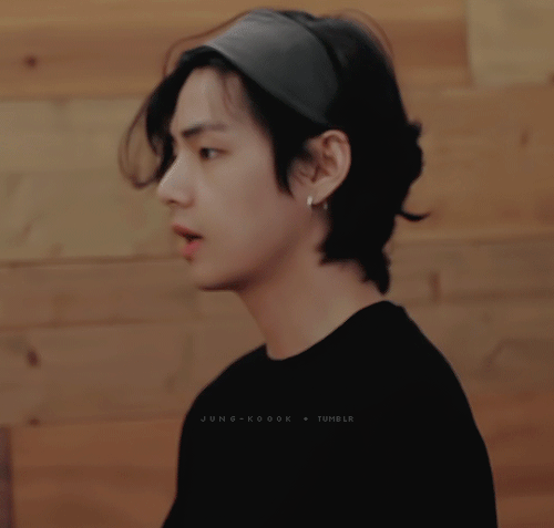 jung-koook:     he’s the prettiest   