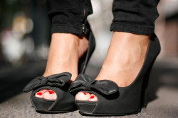 hellohighheels:  Hello High HeelsHelloHighHeels2.com