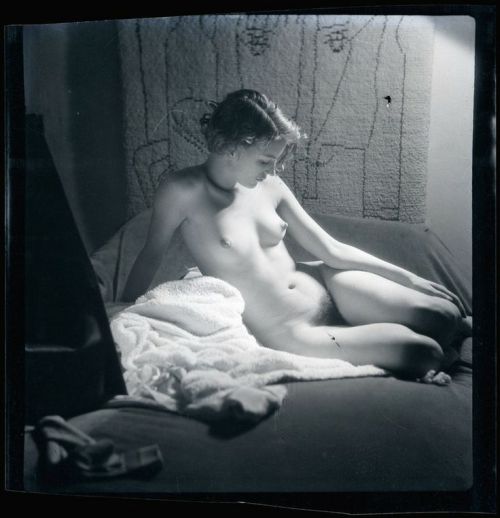 myarmisnotalilactree:     Lee Miller by Man Ray  