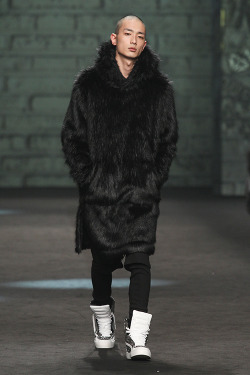 koreanmodel:Park Sung Jin - Supercomma Fall 2015 Seoul Fashion