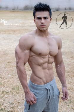   Ismael Martinez: Fitness Model