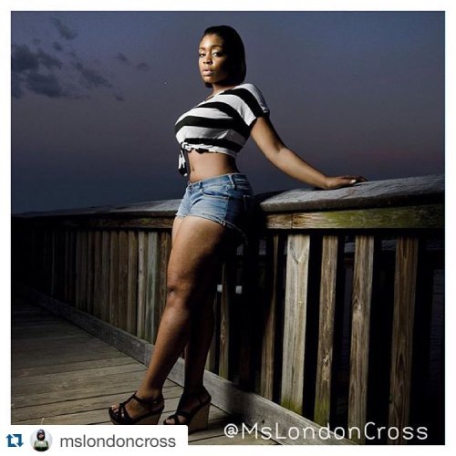 #Repost @mslondoncross The pier shot by @photosbyphelps #thighs #glam #lighting #hips #baltimore #maryland #covermodel #published #dmv #photosbyphelps  Photos By Phelps IG: @photosbyphelps I make pretty people….Prettier.™ Www.facebook.com/pho