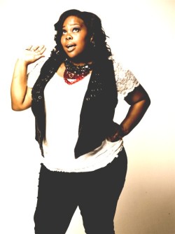 amuzed1:  plussizeisbeautiful:  Amber Riley is flawless   I see