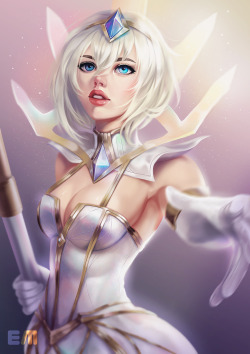 emametlo: The new Elementalist Lux skin is perfect!And doing