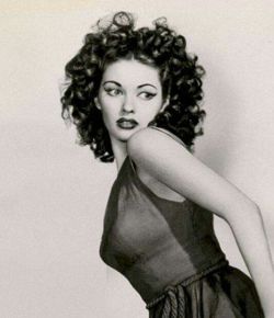 bellalagosa:  Yvonne De Carlo