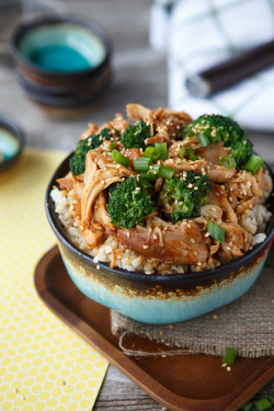 do-not-touch-my-food:  Sesame Chicken and Broccoli