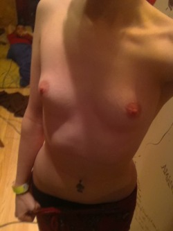 lover13stars:  Cause I missed topless Tuesday again. A second