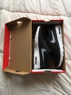 collarbvnes:  babe 