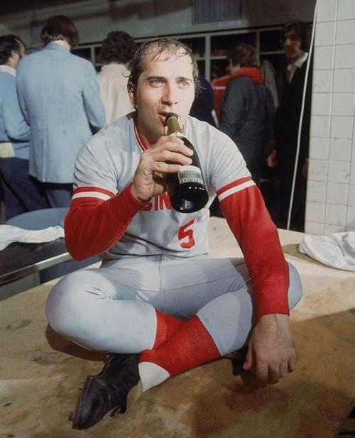Johnny Bench enjoying his victory after the Reds won the 1975