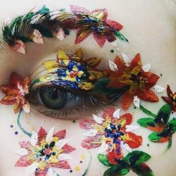 uyesurana:painted flower eyes