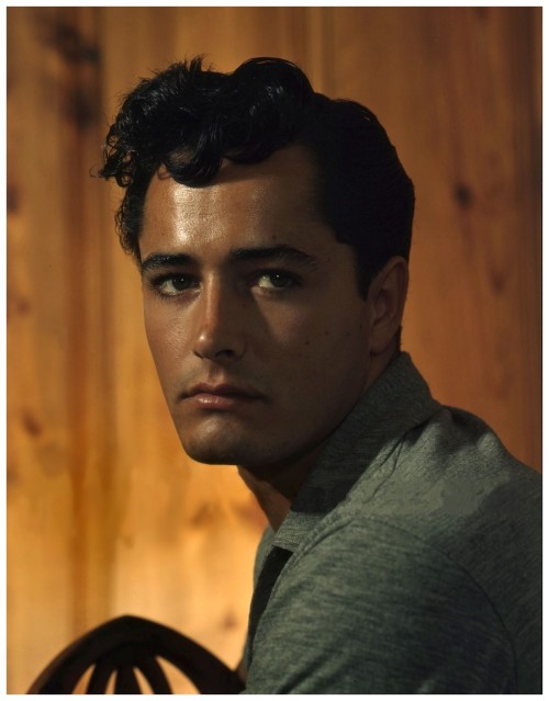 robertocustodioart:John Derek 1950s