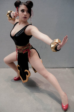 allstarscosplay:  Miss Gidget is Chun Li! 