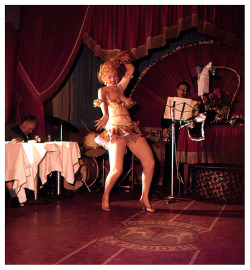 burleskateer: Lynne O’Neill               ..gets her groove on! Photographed during a 50’s-era performance at ‘Georgia’s Blue Room’; located on 129 West 48th Street, in New York City.. 