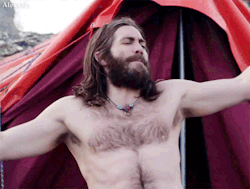 alekzmx:  some Jake Gyllenhaal hairy goodnes from the “Everest”