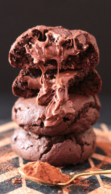 foodiebliss:  15 Insanely Delicious Stuffed Cookies That Are