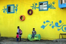 biladal-sham:  Street art campaign brightens Gaza refugee camp. 