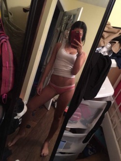 tkamp9574:  One of the hottest bodied teens ever to submit! Show