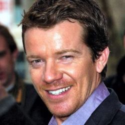 niketnaddict:  secret crush : Max Beesley  