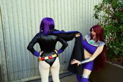 cosplay-booties:  Raven Does! by ChelzorTheDestroyer  