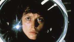 cvasquez:Happy 70th birthday to the queen: Sigourney Weaver 