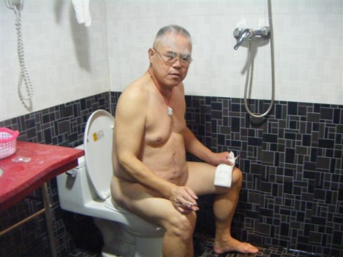 daddybearchub.tumblr.com/post/94230842762/