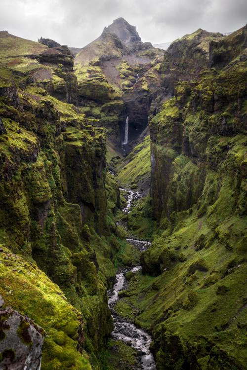 amazinglybeautifulphotography:One of my favourite places in Iceland