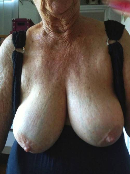 This is a pair of VERY mature breasts, and yes, I would suck on them, as well as fuck the woman they are attached to. Find YOUR Flabby Big Breasted Old Lover FREE!
