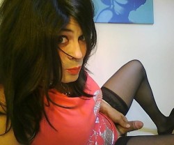 AMATEUR CROSSDRESSING PHOTOS