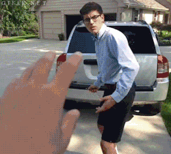 gif-guy:  http://gifini.com/