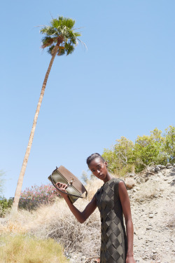 westernwaves:  Louis Vuitton Resort 2016, Viviane Oliveira by