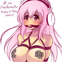 maullart:  Sonico isn’t easy to draw… there’s a certain