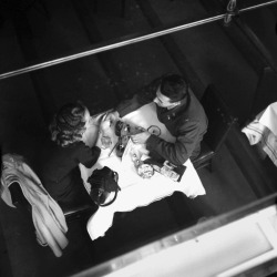 ladiscarica:  Vivian Maier, New York, 1953