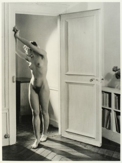 vensuberg:  Emmanuel Sougez, 1947 