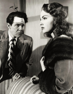  Louis Hayward and Joan Leslie in Repeat Performance (1947) 