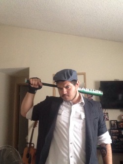 theoccasionalgod:  Last Minute Costume Ideas   Mafia Thug Superman