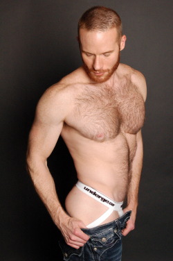 hairygingerman:  hot ginger man