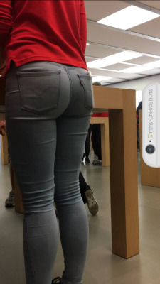 mms-creepshots: My original content - Apple asses [Click or tab