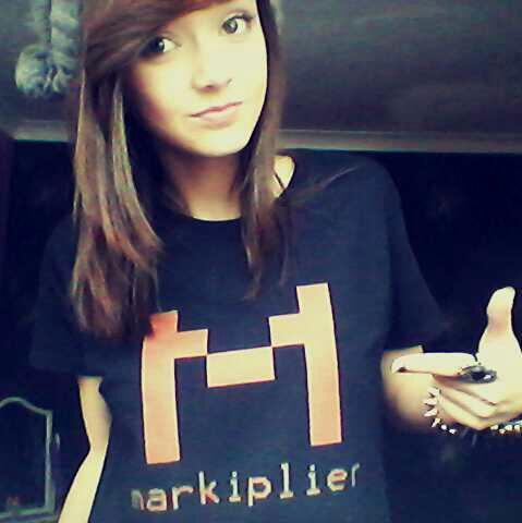 minion96:  JAJAJA! I got my Markiplier t-shirt ^.^  If you have a Markiplier t-shirt TAKE A PICTURE and TAG WITH “Markiplier”! I will reblog every single one I see!