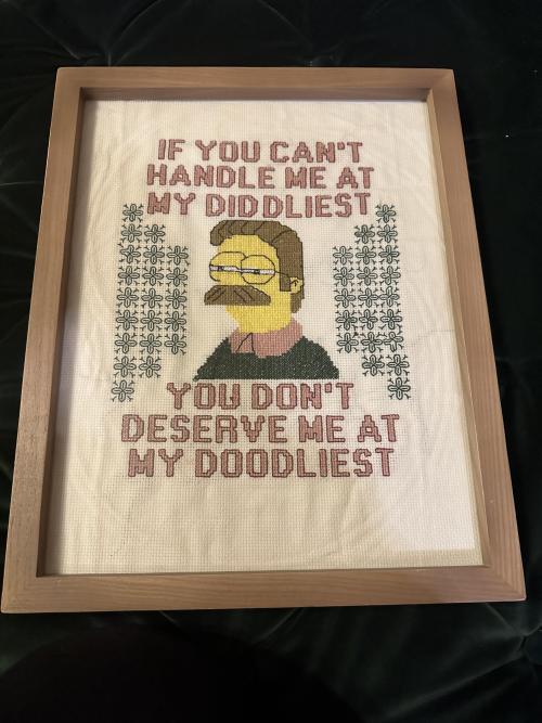 crossstitchworld:  simpsons from sassyXstitch designs by  neverthejess