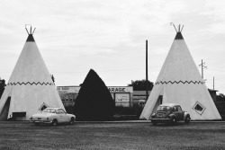 katharinesimoenson:  Classic  At the Wigwam Motel (Website) 