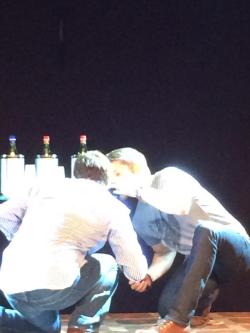 justjensenanddean:    THEY SPILLED A DRINK AND LICKED IT OFF