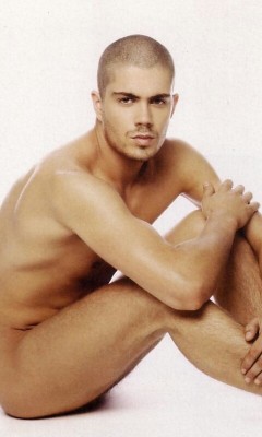 male-and-others-drugs:   Max George naked