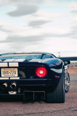 motel-photography:  Ford GT