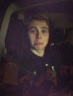 calums-underwear:  Pouty Face Luke 💕